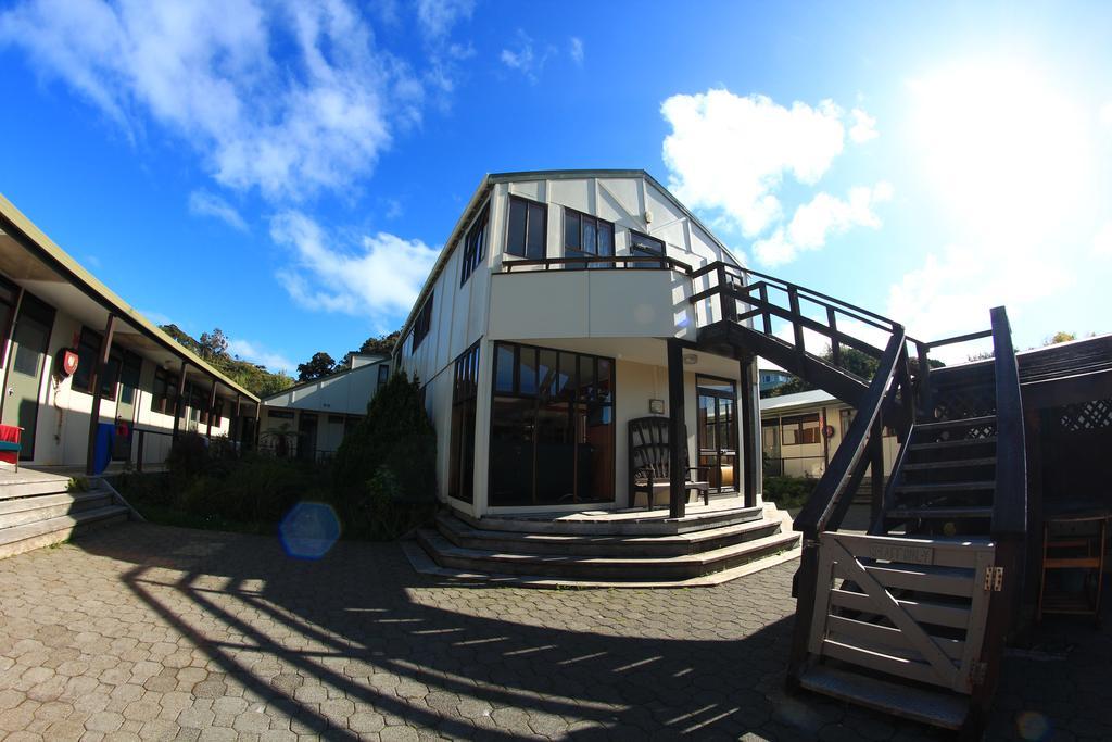 Hostel Stewart Island Backpackers Half-moon Bay Zewnętrze zdjęcie