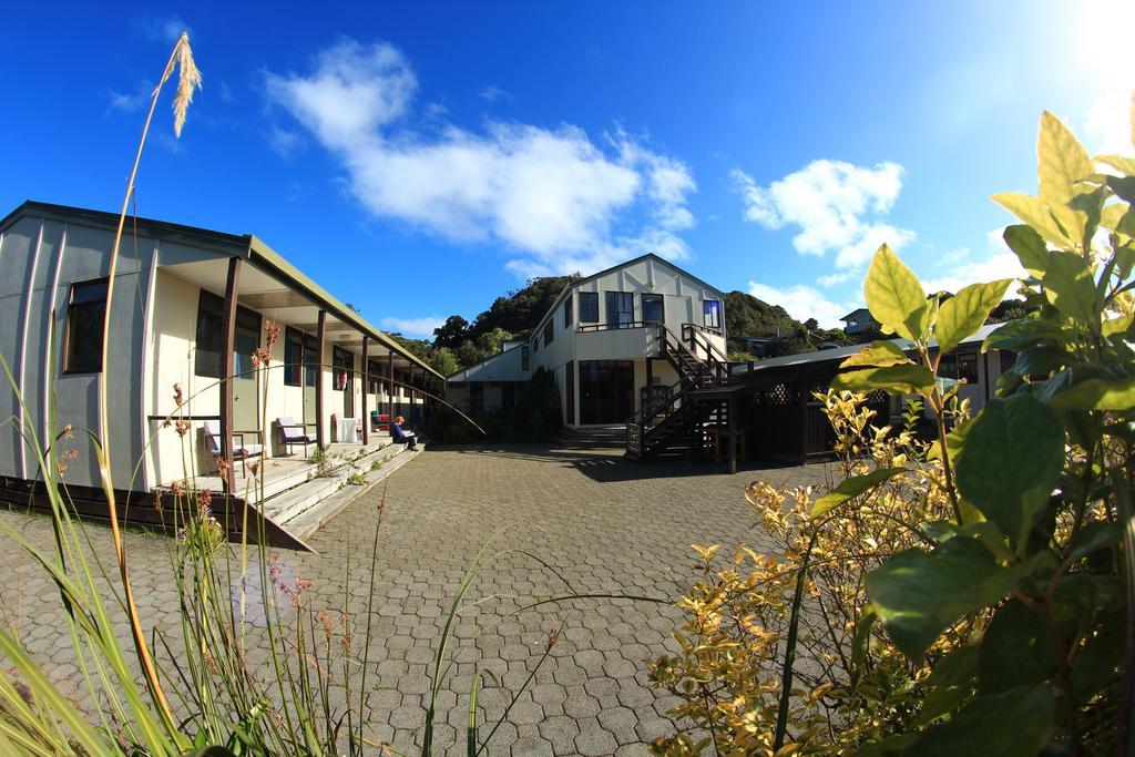 Hostel Stewart Island Backpackers Half-moon Bay Zewnętrze zdjęcie